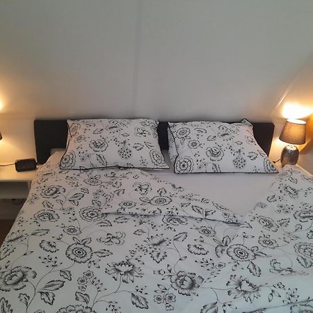 Top Appartement Short Stay In Mooie Omgeving Kortenhoef. Exterior photo