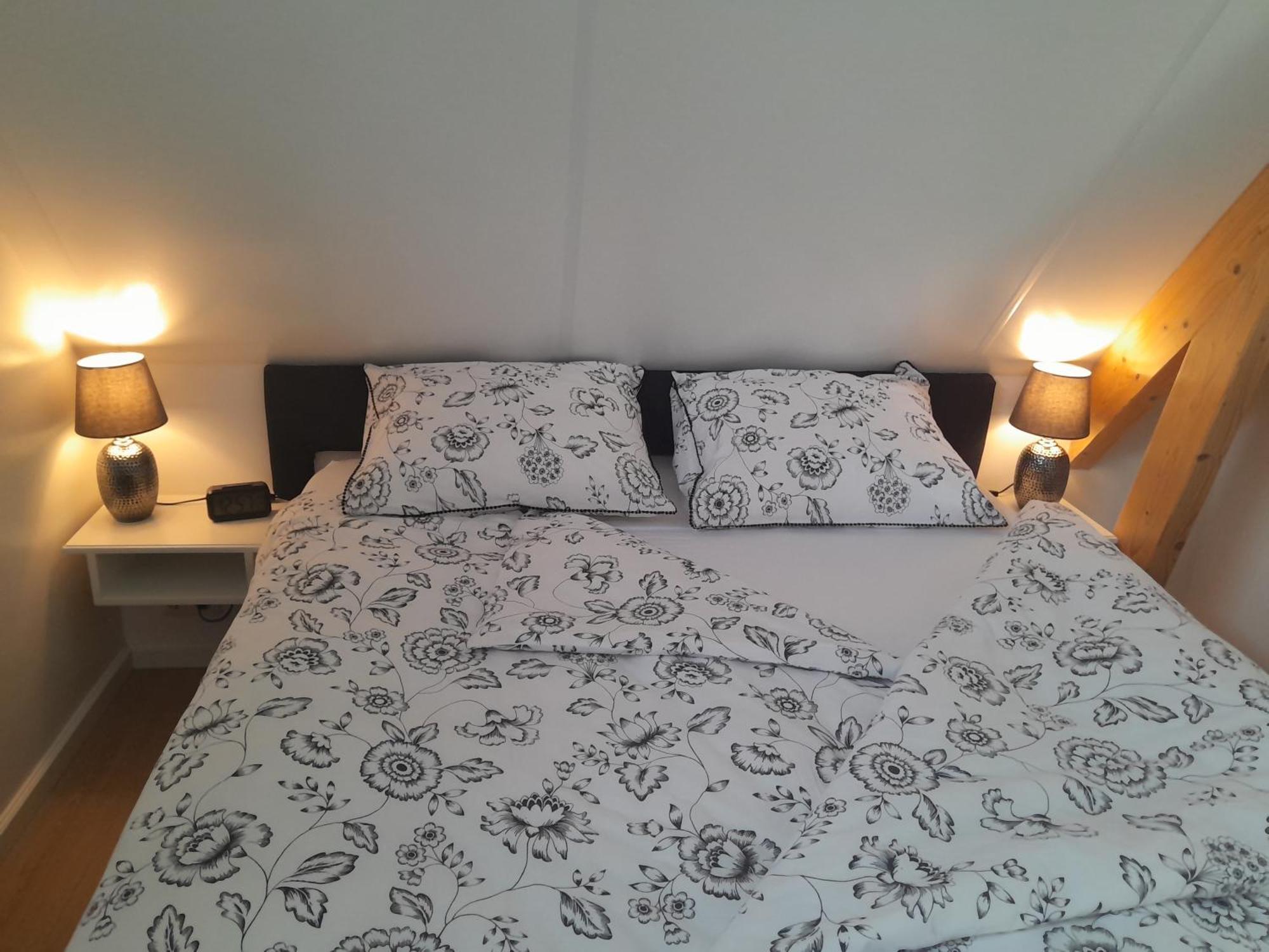 Top Appartement Short Stay In Mooie Omgeving Kortenhoef. Exterior photo